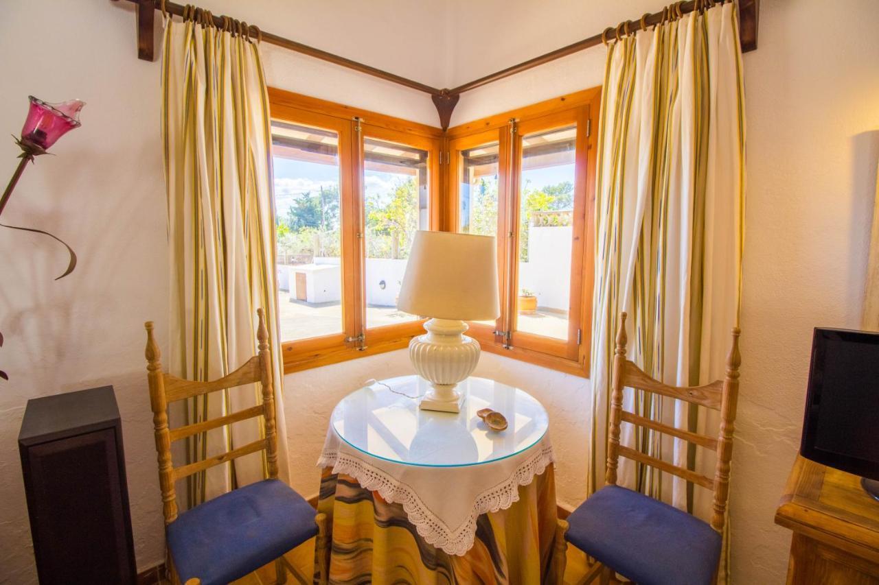 Vakantiehuis Cozy Chalet With Wifi And A / C *