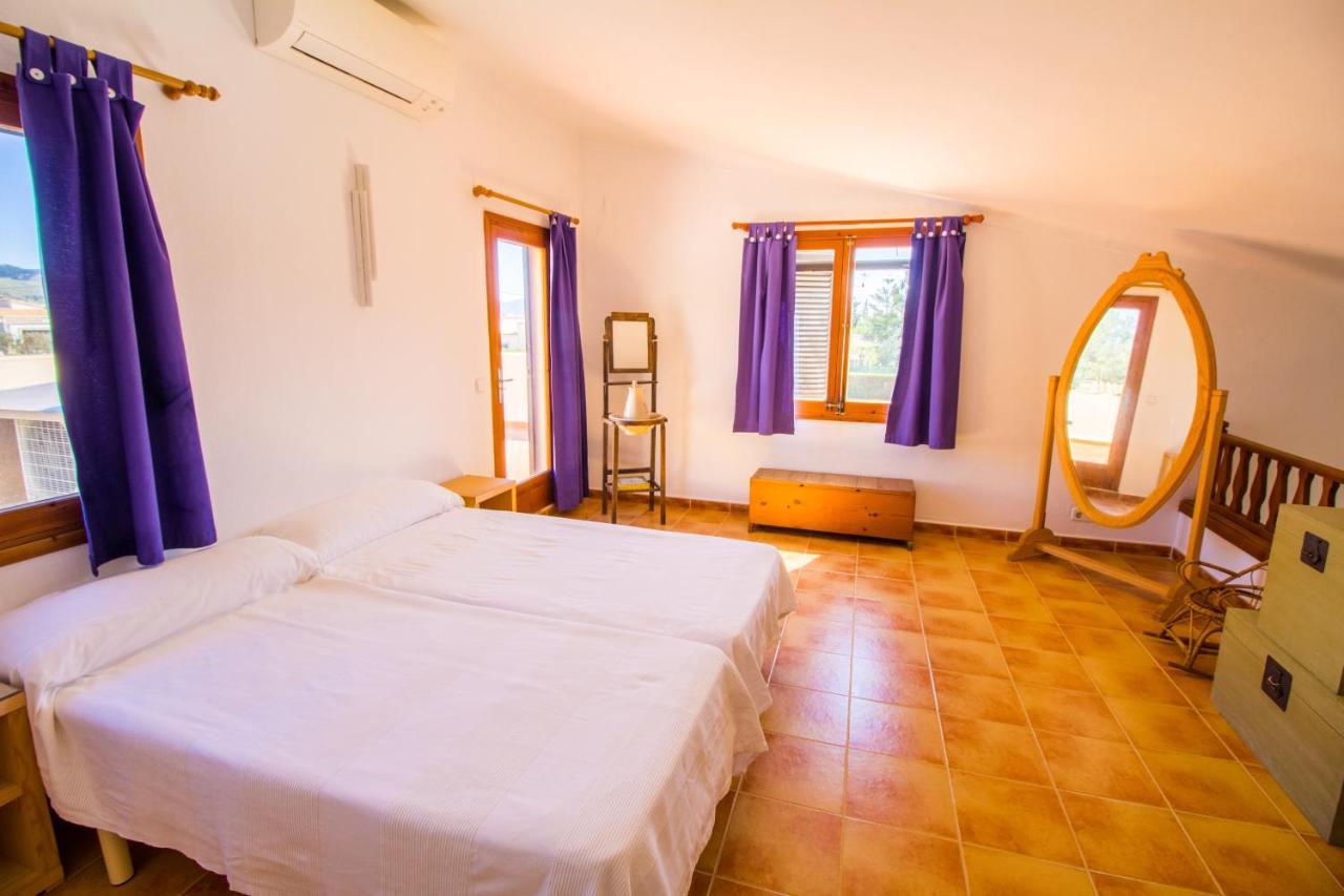 Cozy Chalet With Wifi And A / C Port de Pollenca